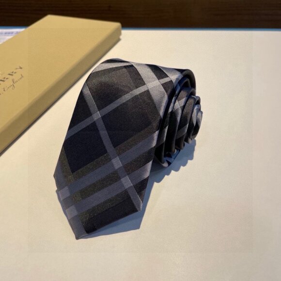 Men's Burberry Tie - Picture 4 of 5